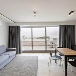 gzira-suite-13-hosted-by-sweetstay.hotelssaintjulians.com/