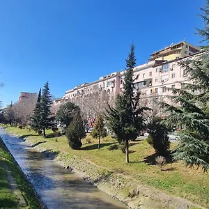 likehome-center-1.albaniahotels.org/