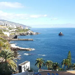 https://apartamento-funchal-com-piscina.madeira-islandshotels.com
