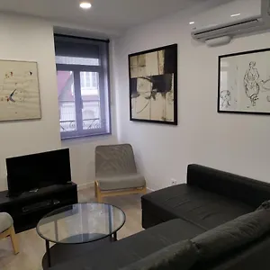 Apartamento Dobairro At Merces, Lisboa